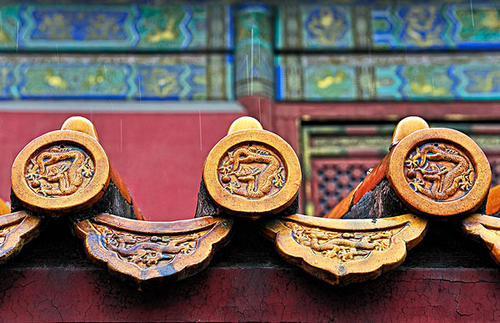 為什么中國傳統建筑材料是琉璃瓦?